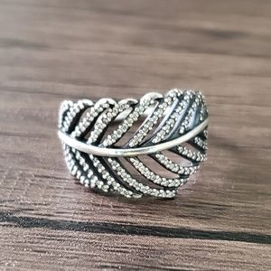 Pandora Ring